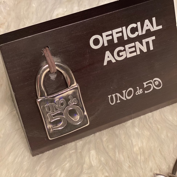 ⭐️ Uno de 50 Bracelet - Picture 5 of 9